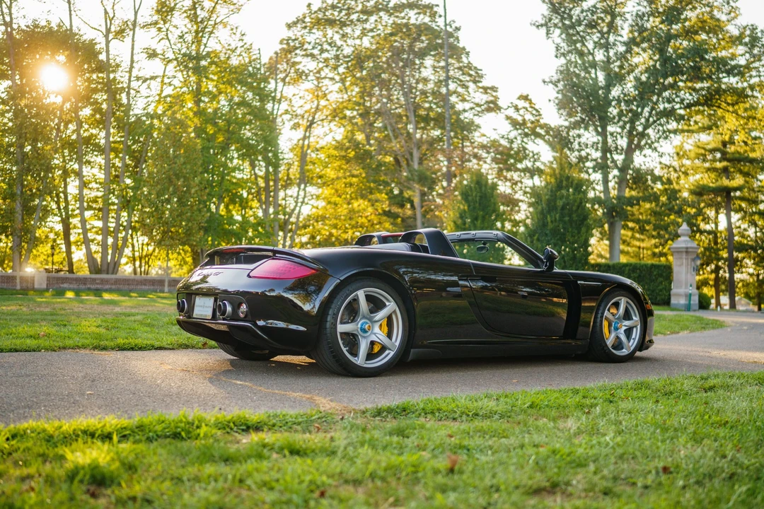 2005 Porsche Carrera GT - Image 29 of 31