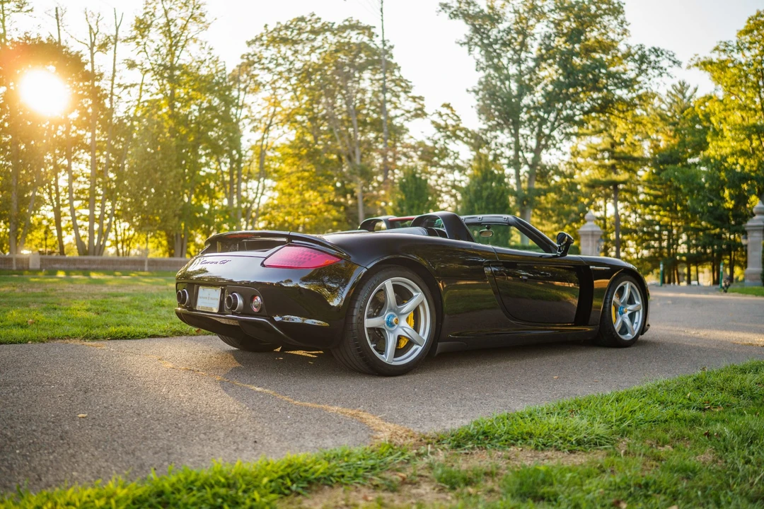 2005 Porsche Carrera GT - Image 30 of 31