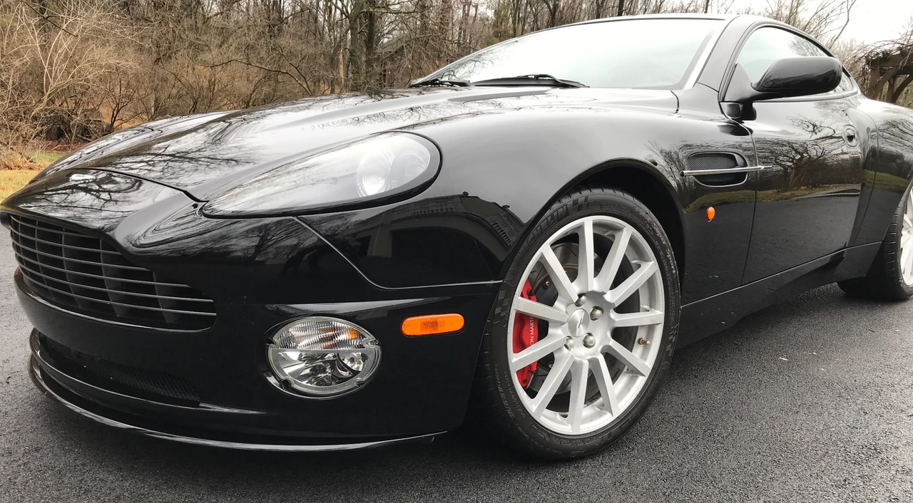 2006 Aston Martin Vanquish 1st Gen - Image 17 of 31