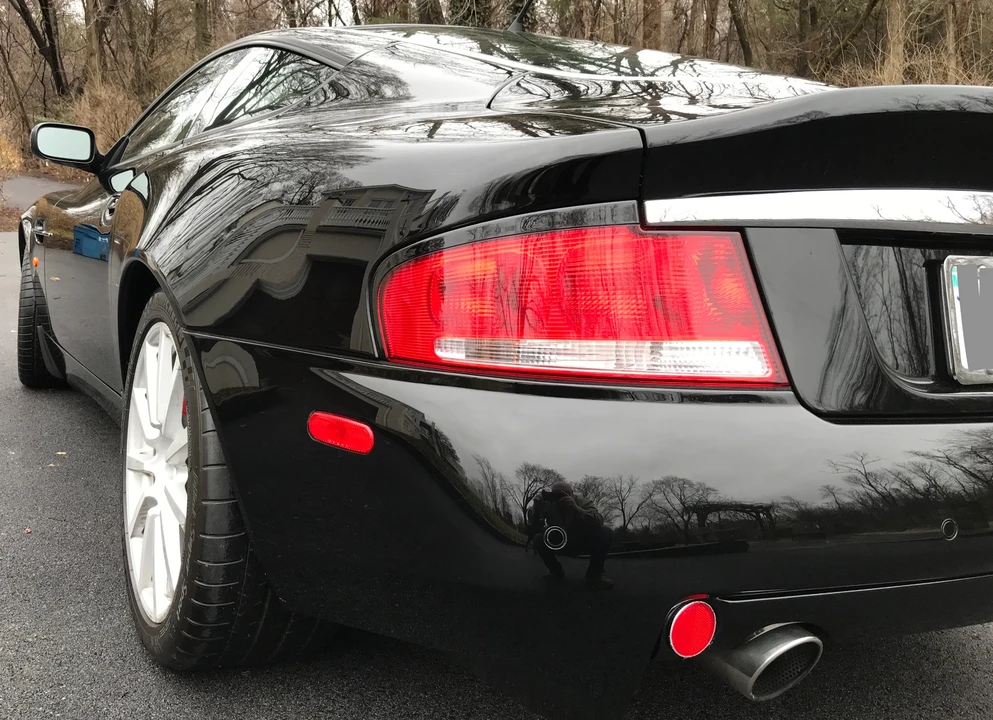 2006 Aston Martin Vanquish 1st Gen - Image 21 of 31