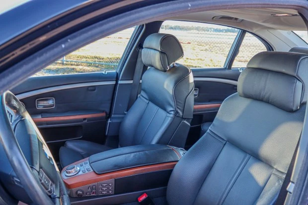 2006 BMW E65/E66 750i & 760i Sedan - Image 4 of 7