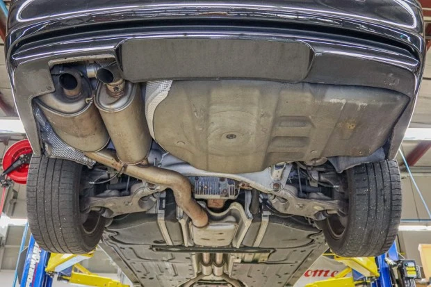 2006 BMW E65/E66 750i & 760i Sedan - Image 7 of 7
