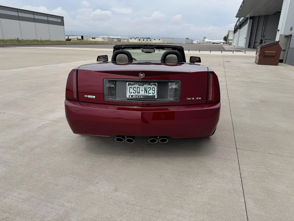 2006 Cadillac XLR - Image 18 of 31