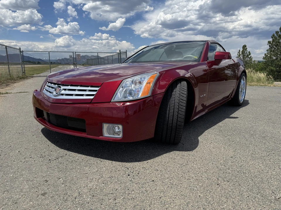 2006 Cadillac XLR - Image 3 of 31