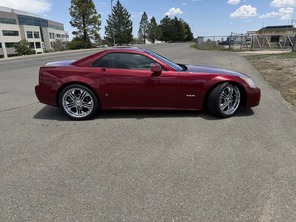2006 Cadillac XLR - Image 7 of 31