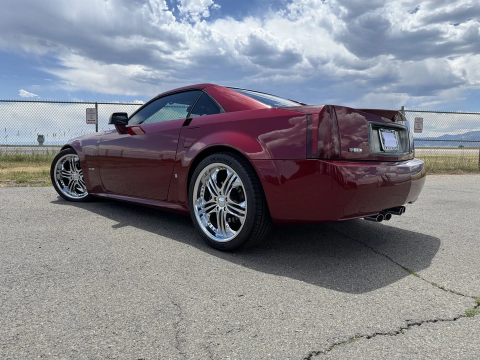 2006 Cadillac XLR - Image 11 of 31