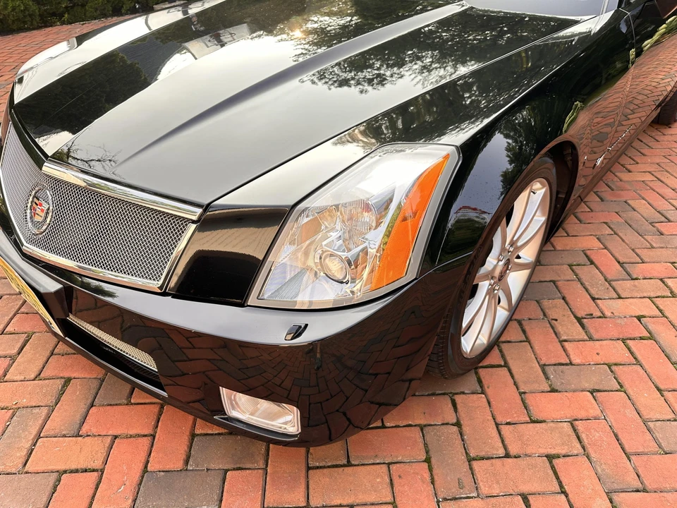2006 Cadillac XLR-V - Image 15 of 31