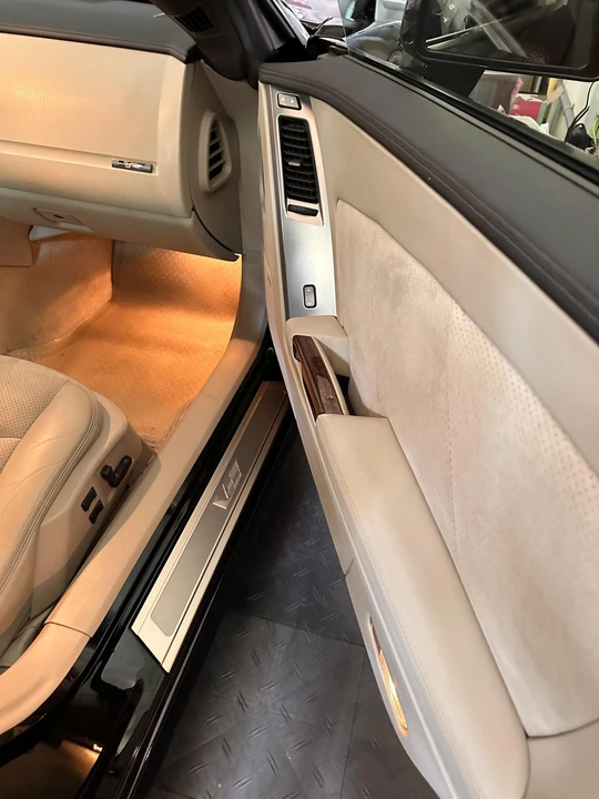 2006 Cadillac XLR-V - Image 30 of 31