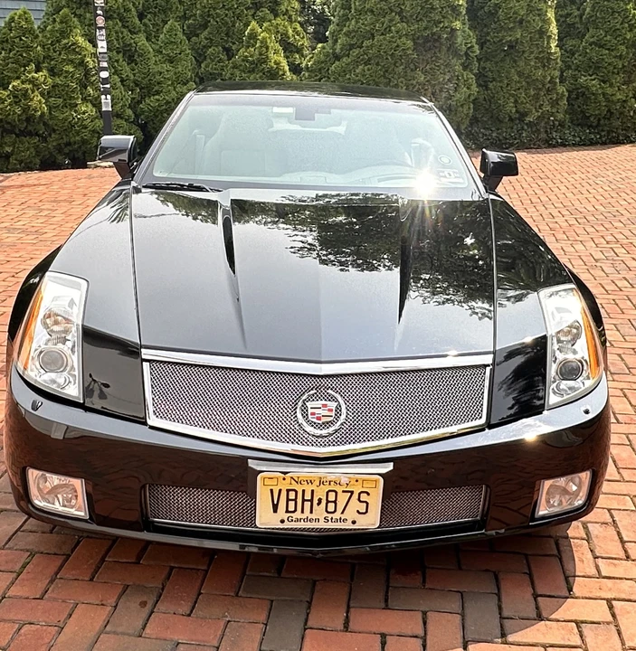 2006 Cadillac XLR-V - Image 8 of 31