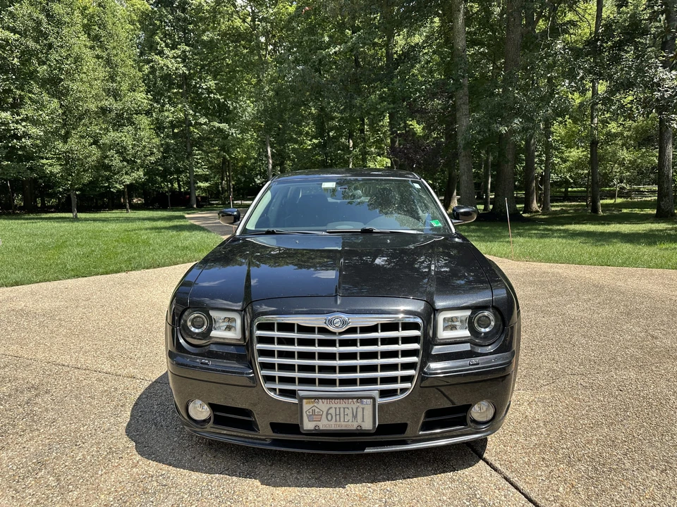 2006 Chrysler 300 (2005-2023) - Image 24 of 31
