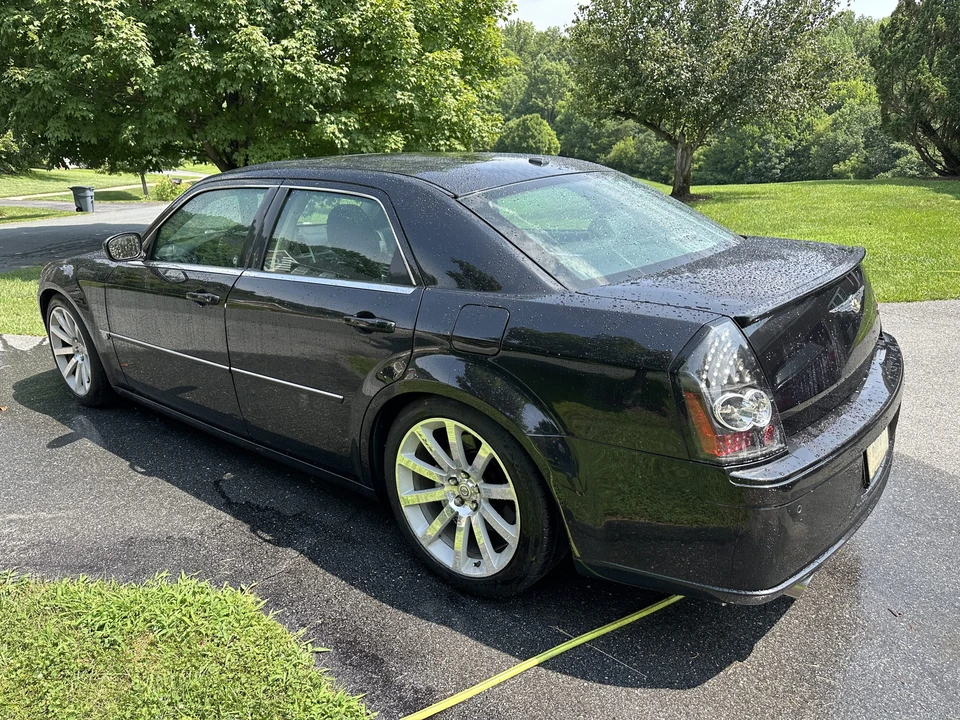 2006 Chrysler 300 (2005-2023) - Image 15 of 31