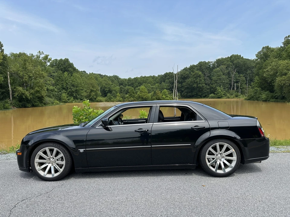 2006 Chrysler 300 (2005-2023) - Image 19 of 31