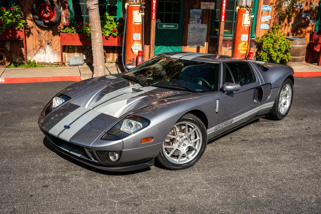 2006 Ford GT 1st Gen - Image 2 of 31