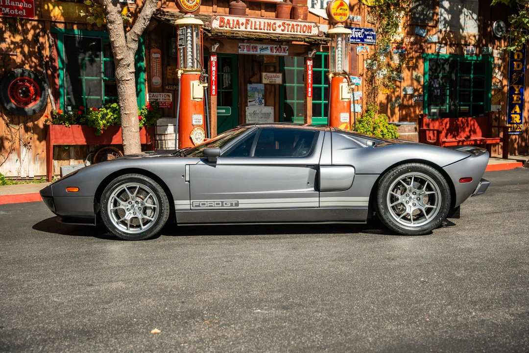 2006 Ford GT 1st Gen - Image 12 of 31