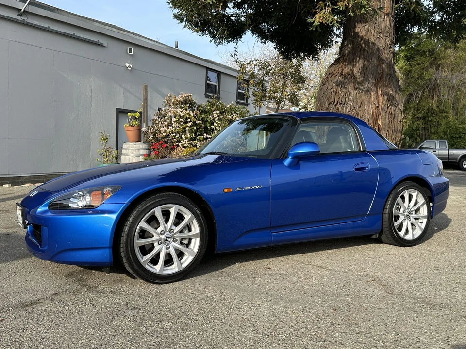 2006 Honda AP2 S2000 - Image 2 of 31