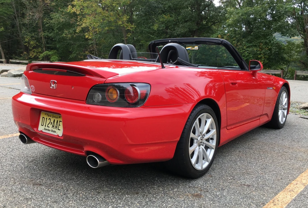 2006 Honda AP2 S2000 - Image 2 of 31