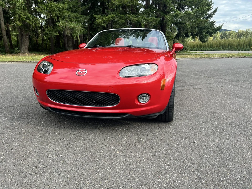 2006 Mazda NC MX-5 Miata - Image 2 of 31