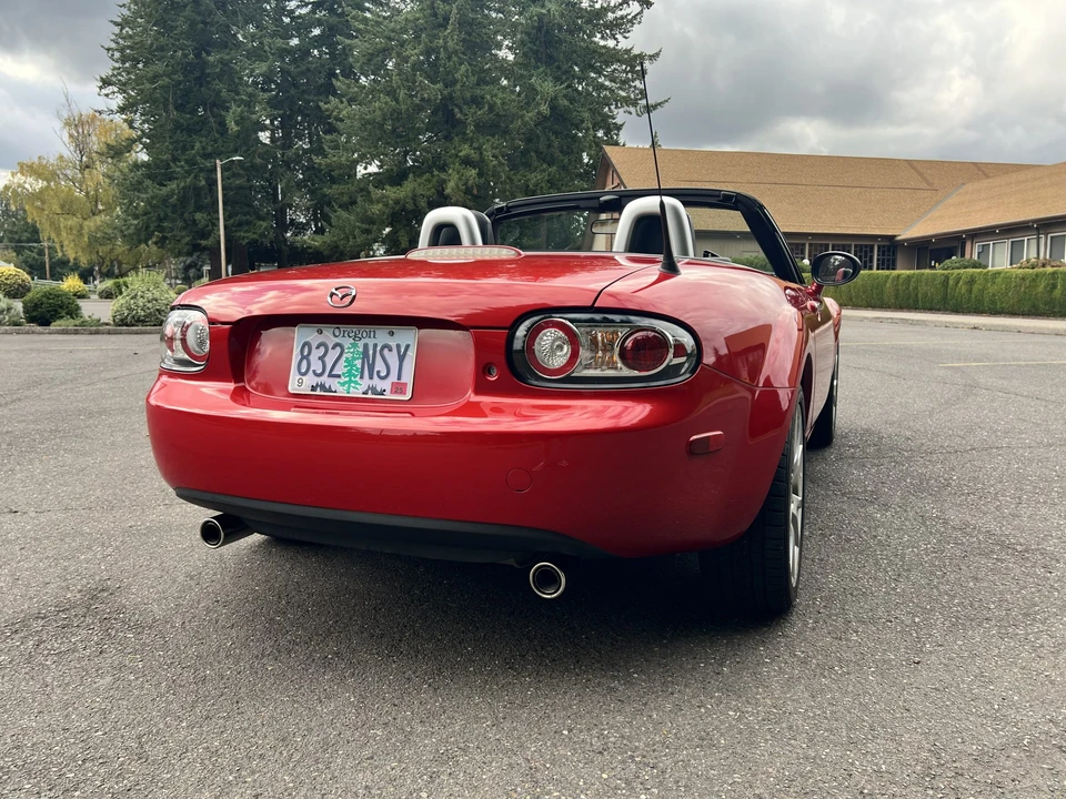 2006 Mazda NC MX-5 Miata - Image 21 of 31