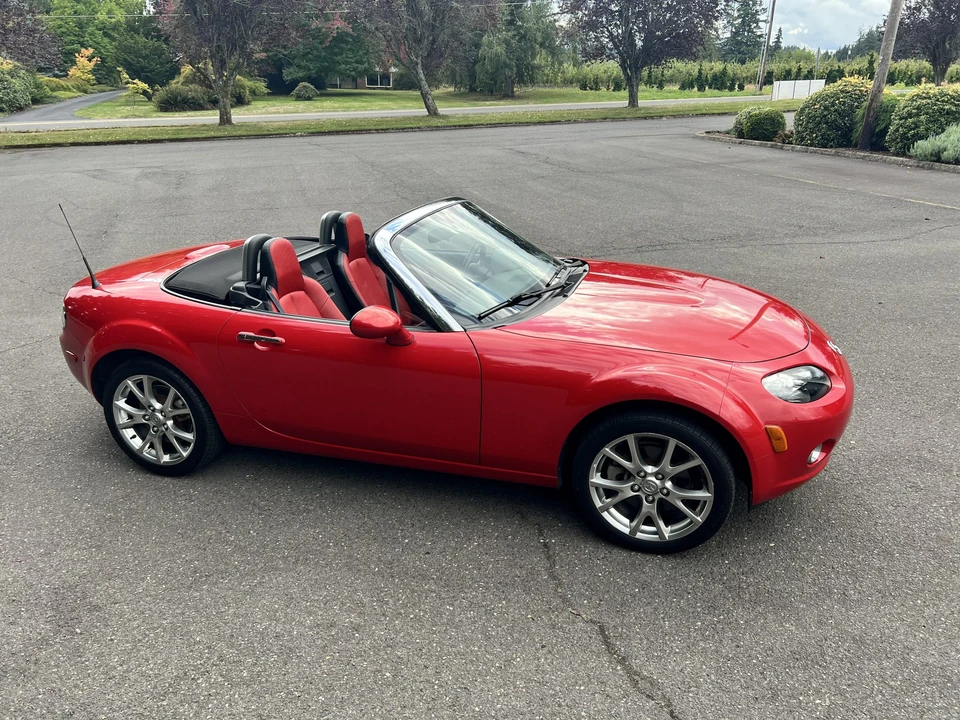 2006 Mazda NC MX-5 Miata - Image 29 of 31