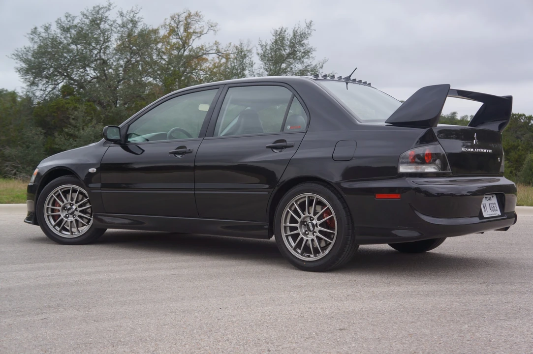 2006 Mitsubishi Lancer Evolution IX 8th Gen - Image 13 of 31