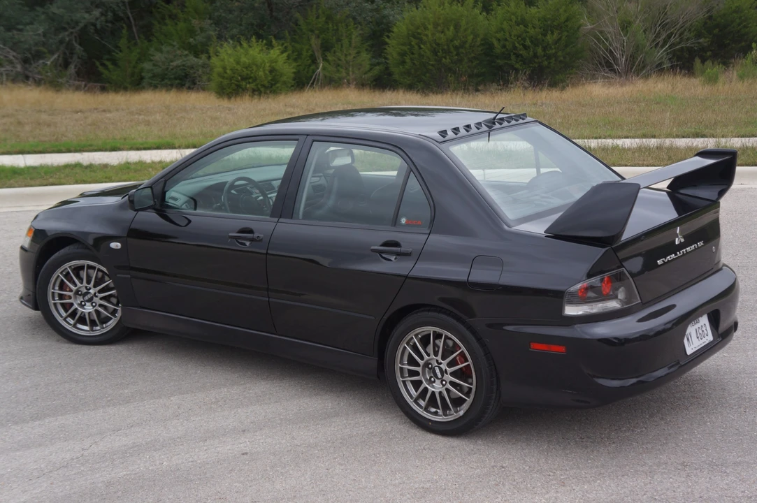 2006 Mitsubishi Lancer Evolution IX 8th Gen - Image 11 of 31