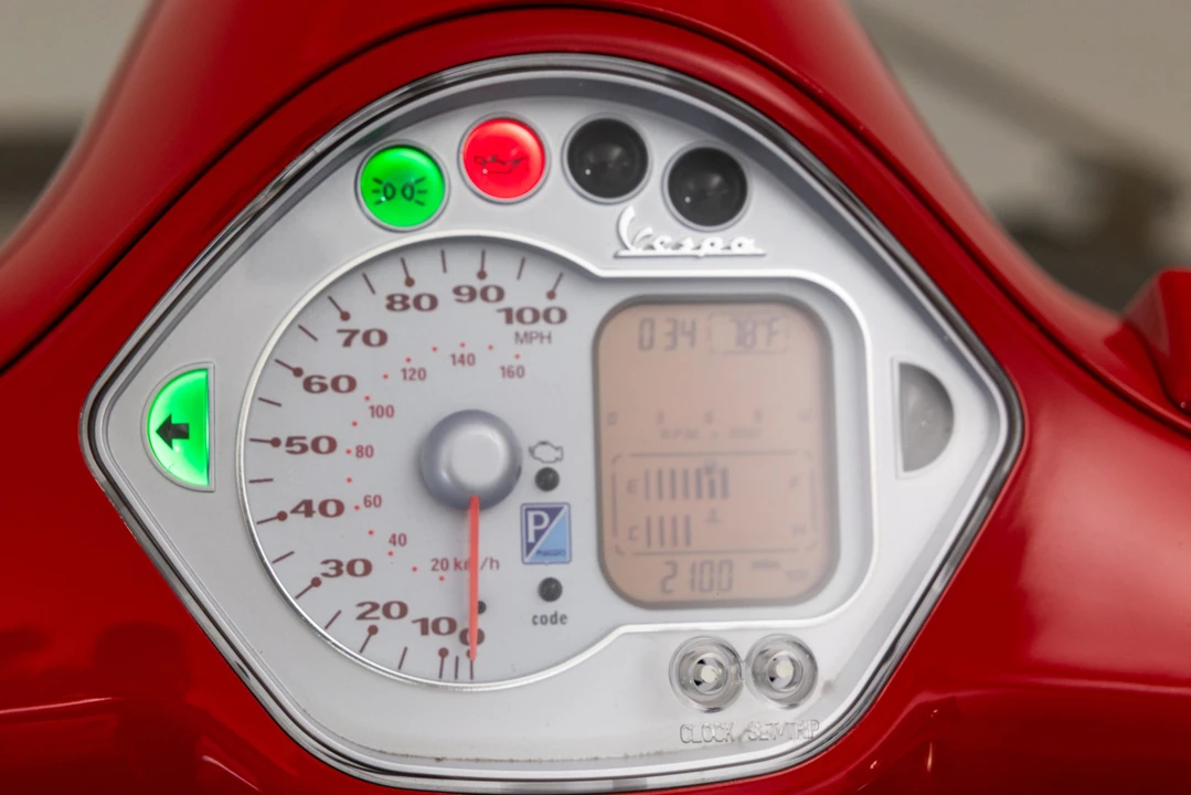 2006 Vespa Sei & PX & ET & LX & GT - Image 21 of 31