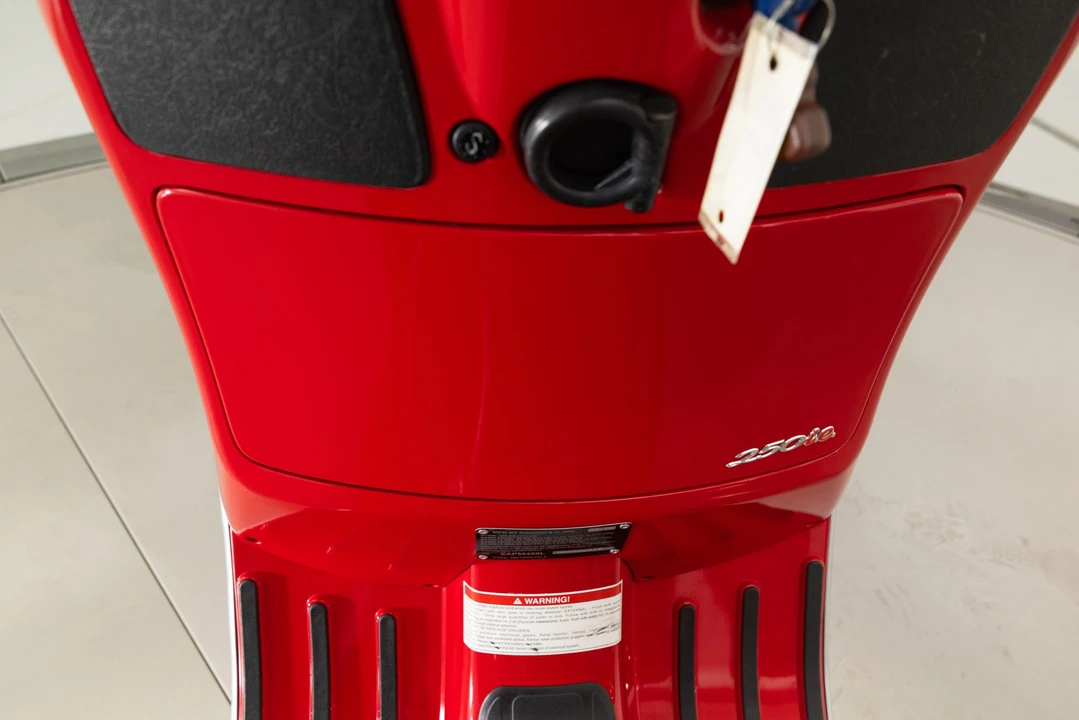 2006 Vespa Sei & PX & ET & LX & GT - Image 26 of 31