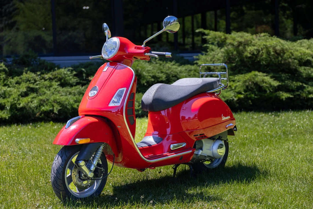 2006 Vespa Sei & PX & ET & LX & GT - Image 2 of 31