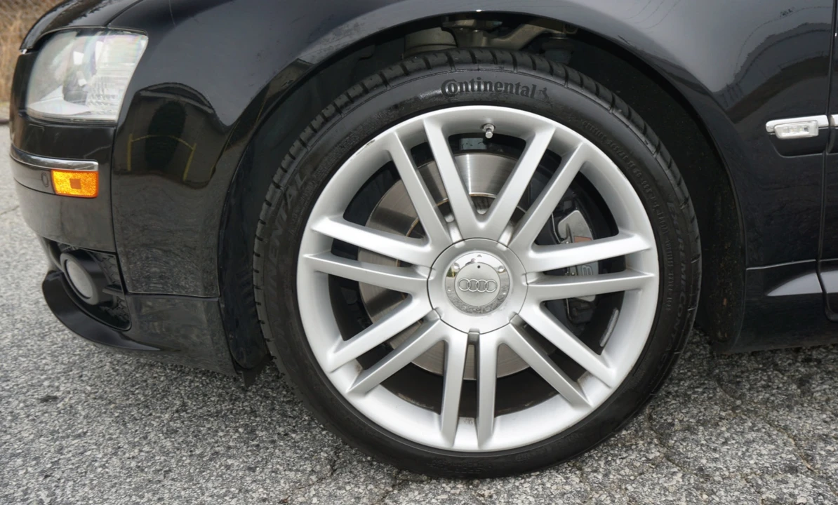 2007 Audi D3 S8 - Image 13 of 31