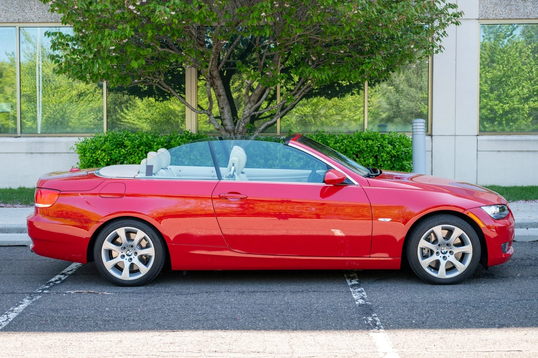 2007 BMW E93 335i Convertible - Image 3 of 31