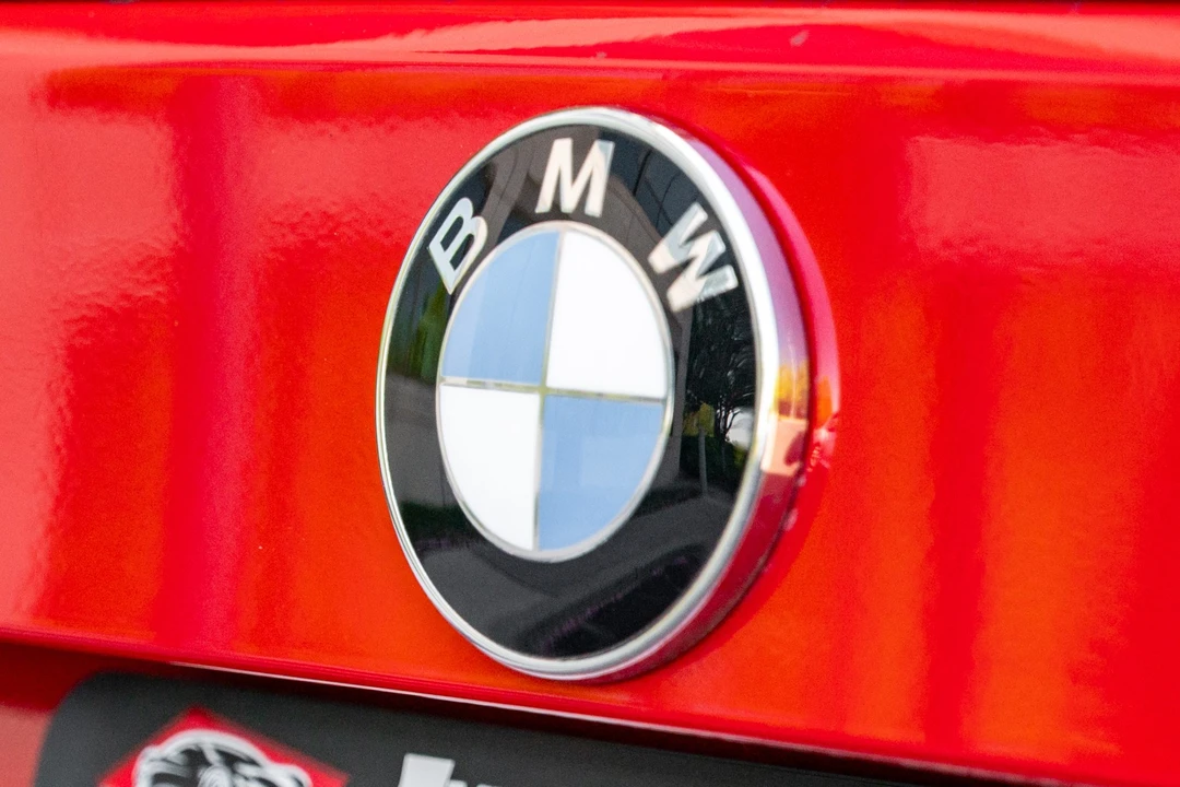 2007 BMW E93 335i Convertible - Image 26 of 31