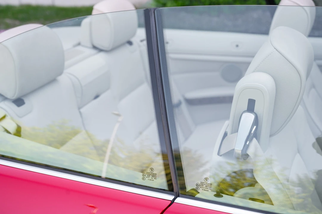 2007 BMW E93 335i Convertible - Image 22 of 31