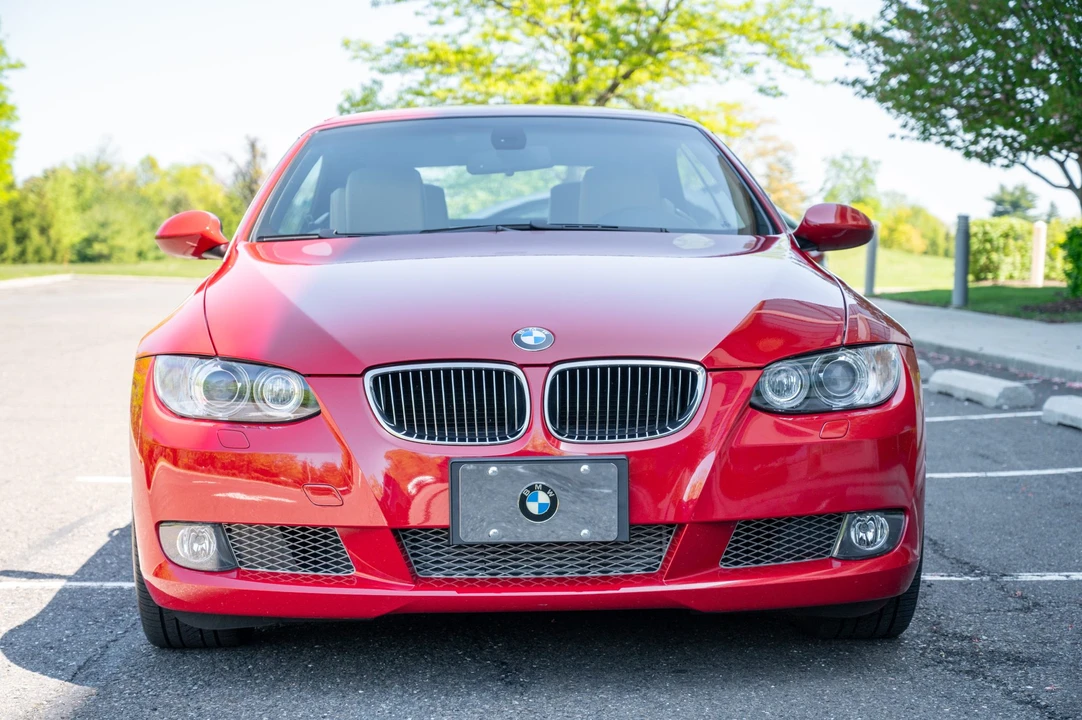 2007 BMW E93 335i Convertible - Image 9 of 31