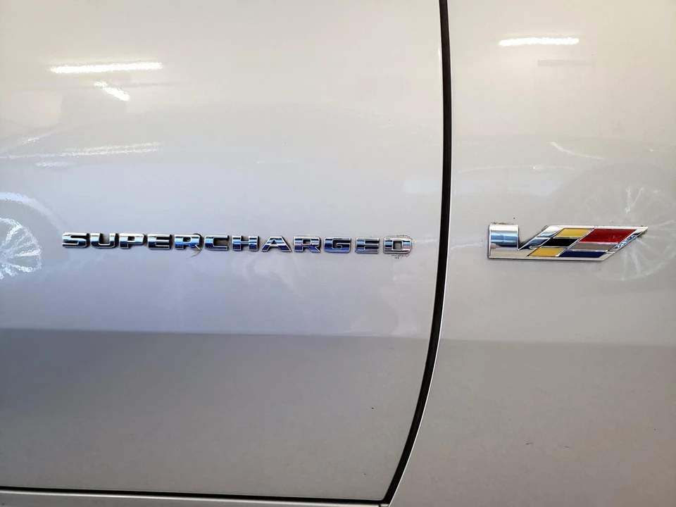 2007 Cadillac XLR-V - Image 23 of 31