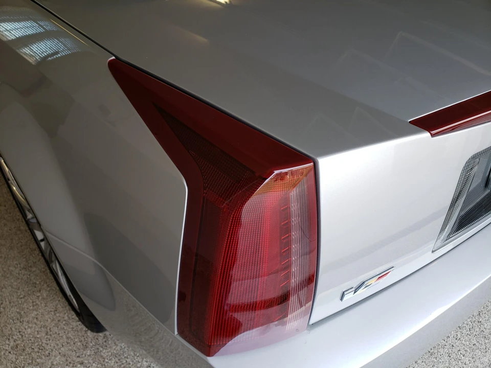 2007 Cadillac XLR-V - Image 21 of 31