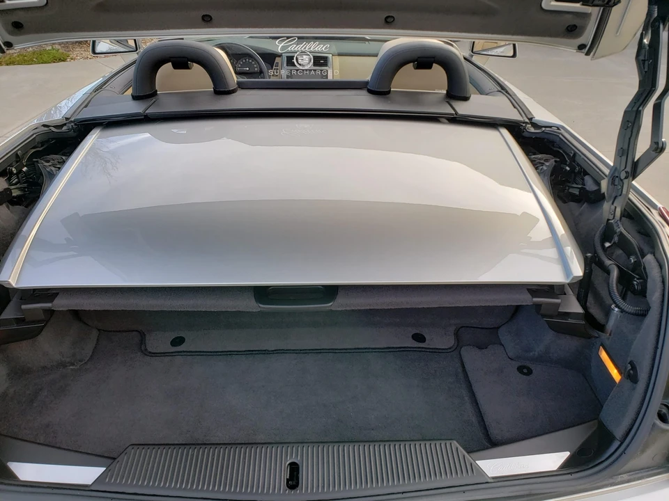 2007 Cadillac XLR-V - Image 26 of 31