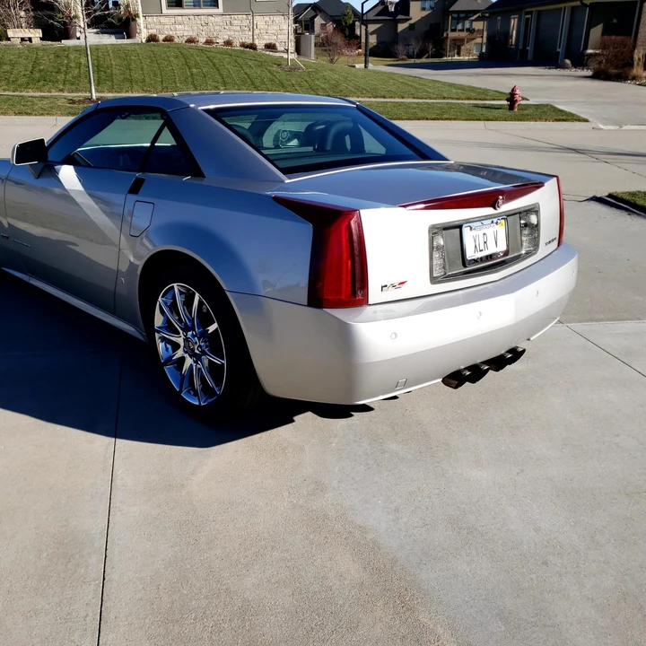 2007 Cadillac XLR-V - Image 9 of 31