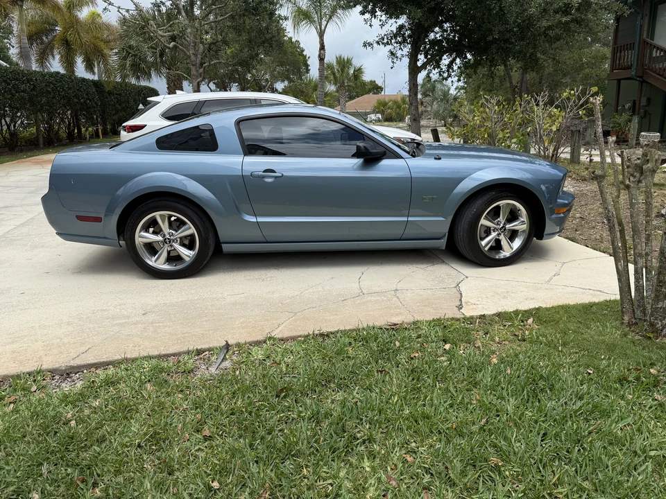 2007 Ford S197 Mustang GT - Image 3 of 31