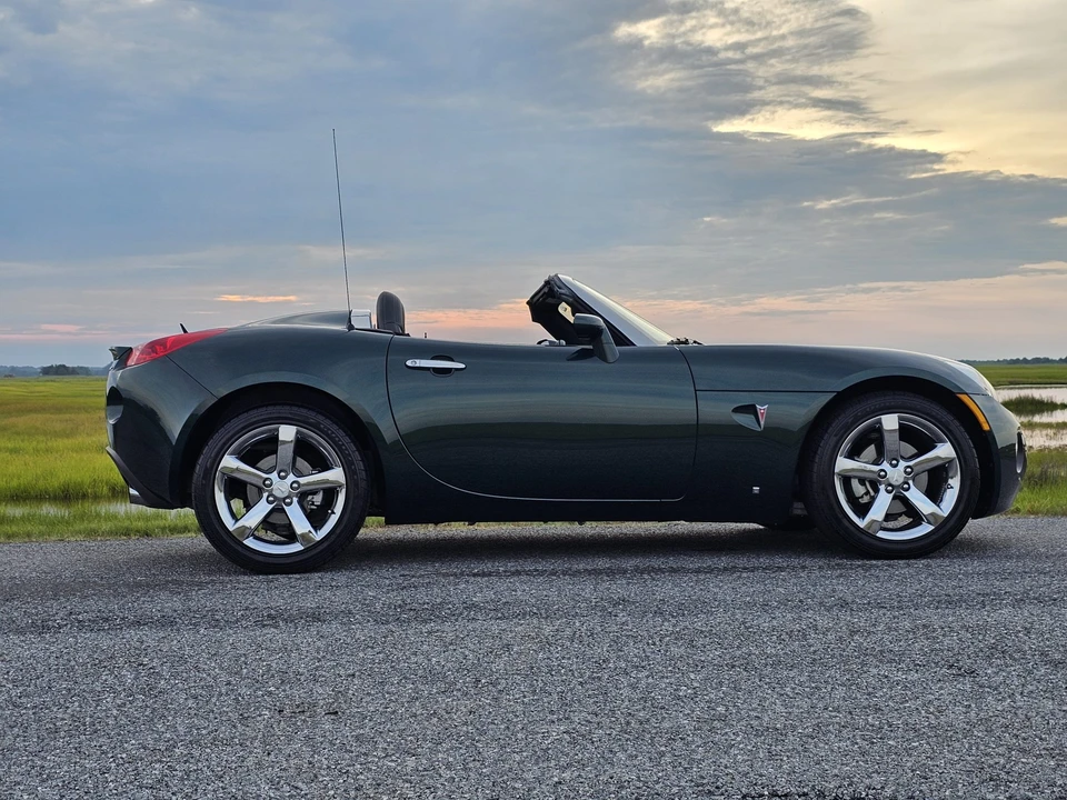 2007 Pontiac Solstice GXP - Image 30 of 31