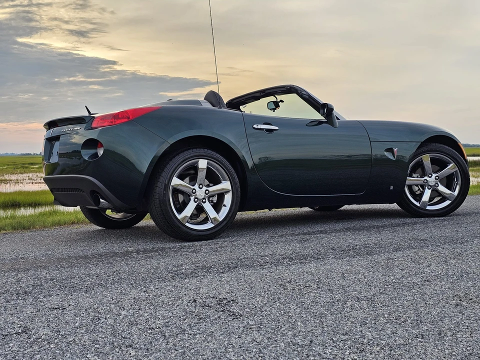 2007 Pontiac Solstice GXP - Image 29 of 31