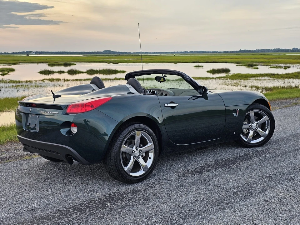 2007 Pontiac Solstice GXP - Image 28 of 31