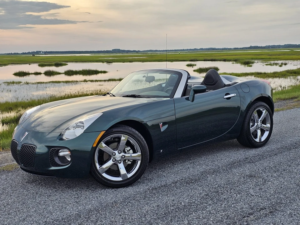 2007 Pontiac Solstice GXP - Image 6 of 31
