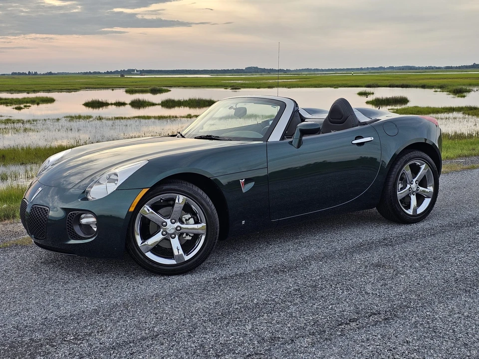 2007 Pontiac Solstice GXP - Image 7 of 31