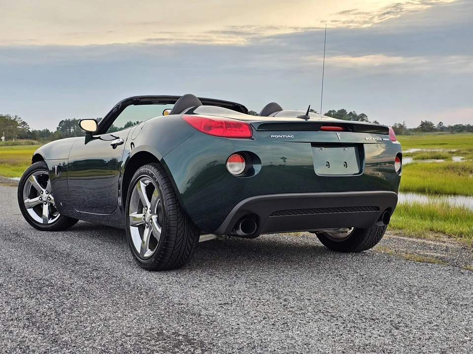 2007 Pontiac Solstice GXP - Image 15 of 31