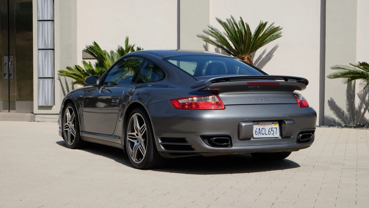 2007 Porsche 997 Turbo - Image 14 of 31