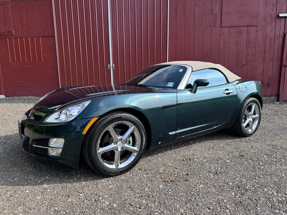 2007 Saturn Sky - Image 3 of 31