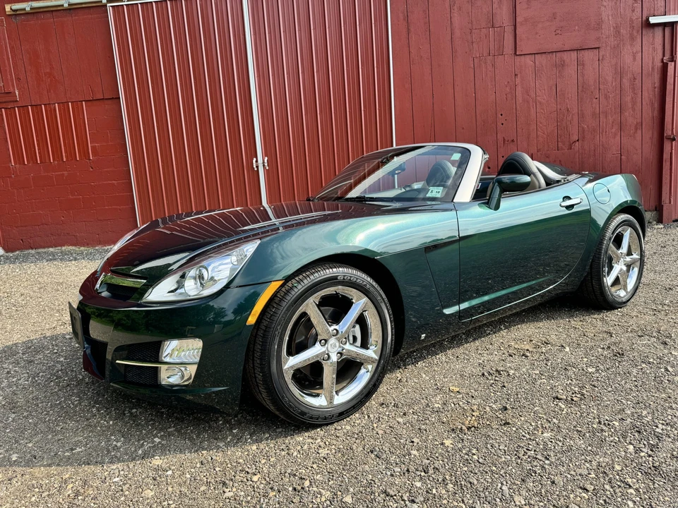 2007 Saturn Sky - Image 15 of 31