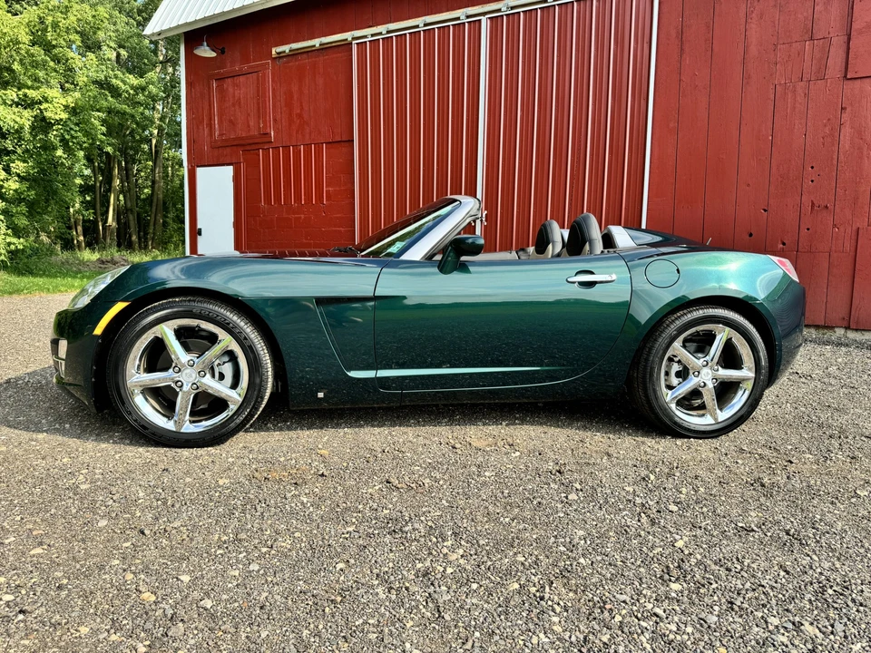 2007 Saturn Sky - Image 18 of 31