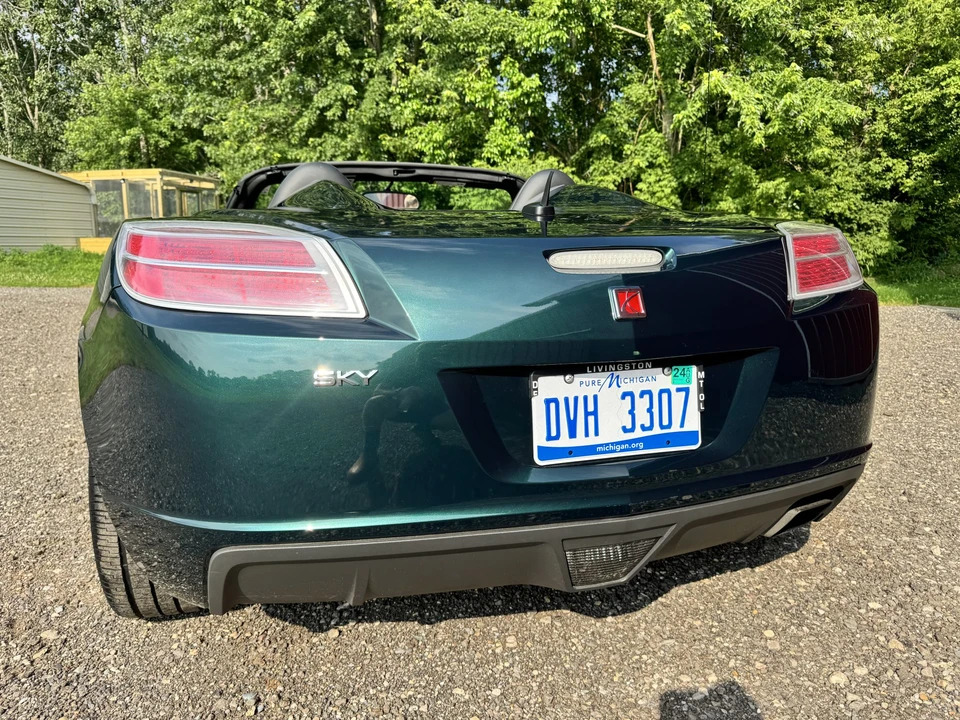 2007 Saturn Sky - Image 23 of 31