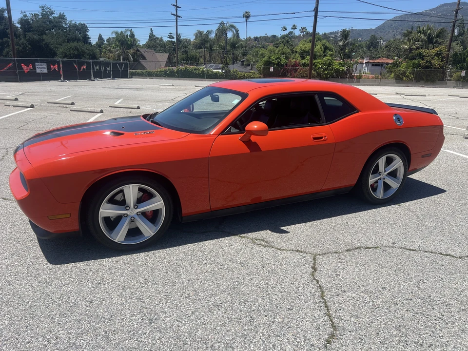 2008 Dodge Challenger SRT8 & 392 3rd Gen - Image 9 of 31